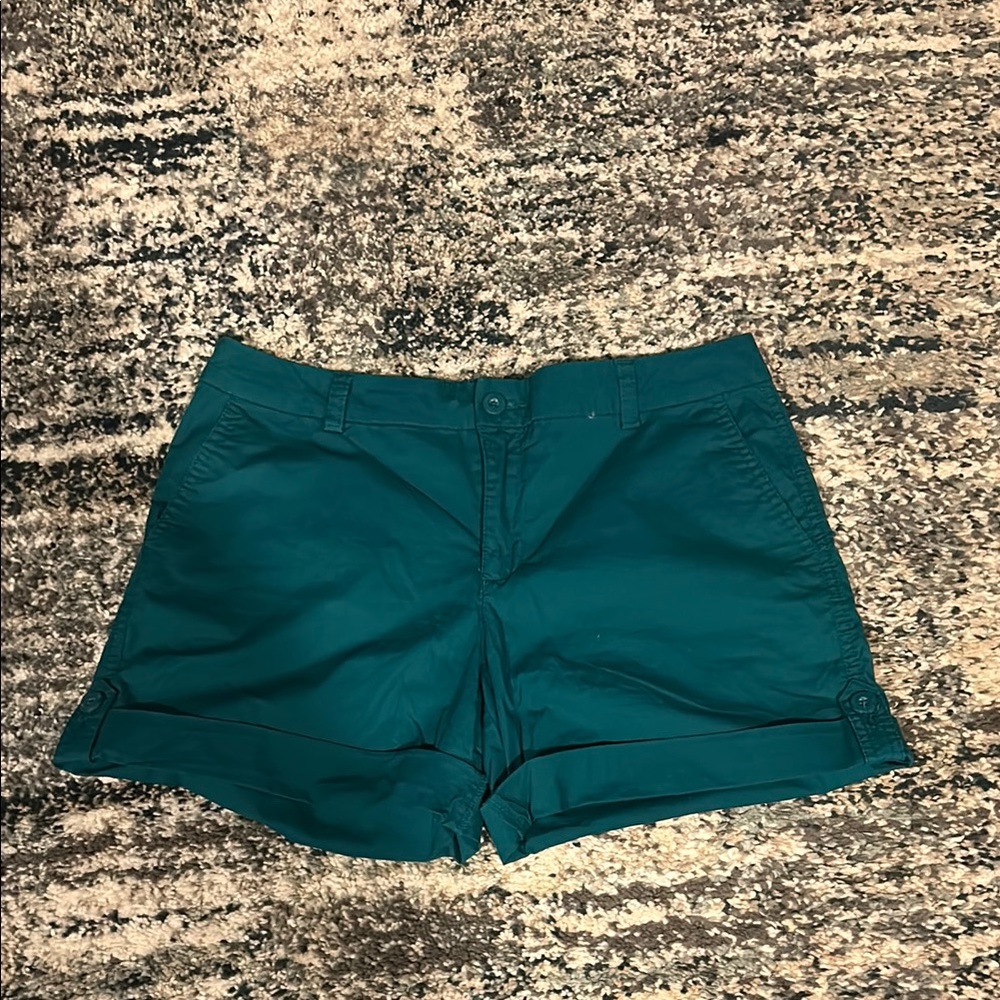 Liz Claiborne green/teal cuffed shorts. Size 10.